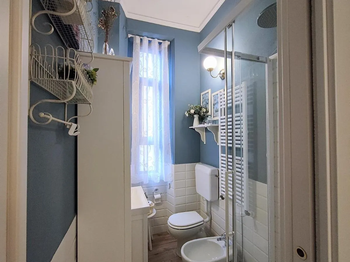 Apartment Navigli-Bocconi Milano Italia